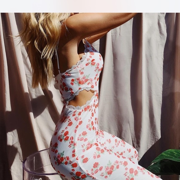 Tiger Mist Carley jumpsuit like new. - Picture 3 of 4